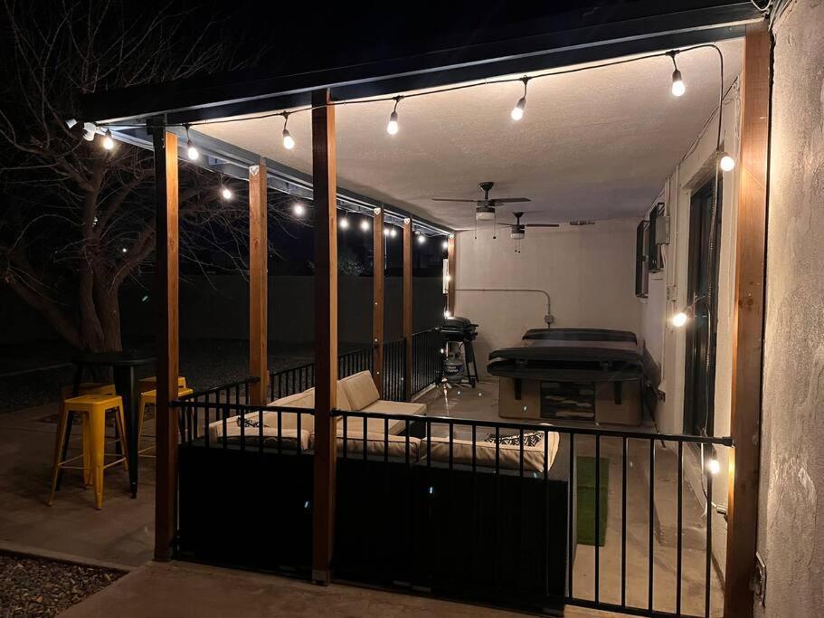 Casa Charleston-3Br-2Bath-Hot Tub-Pet Friendly-No Pet Fees! Villa Albuquerque Luaran gambar