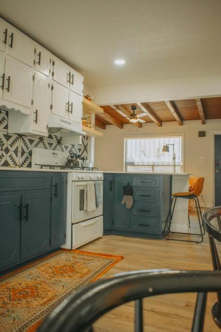 Casa Charleston-3Br-2Bath-Hot Tub-Pet Friendly-No Pet Fees! Villa Albuquerque Luaran gambar